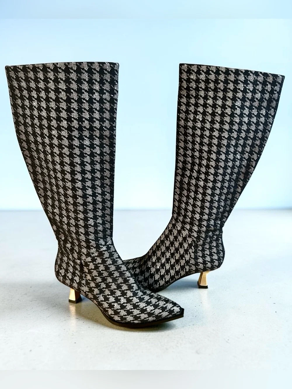 Betsey Johnson Womens Pamella Kitten Heel Knee High Boots Size 6M Black Silver